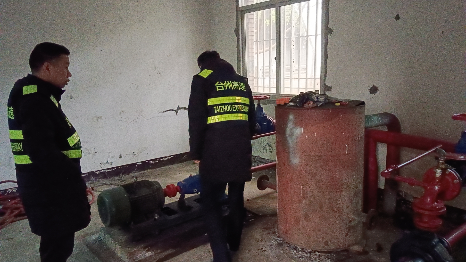 1705888269423006.jpg 配電房檢查 毛洪迅.jpg